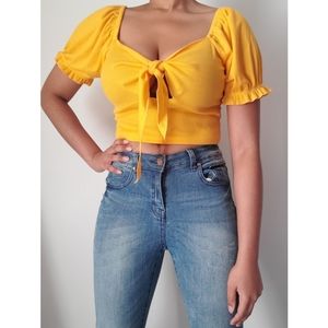 Yellow Crop top, Tie-front, Size L